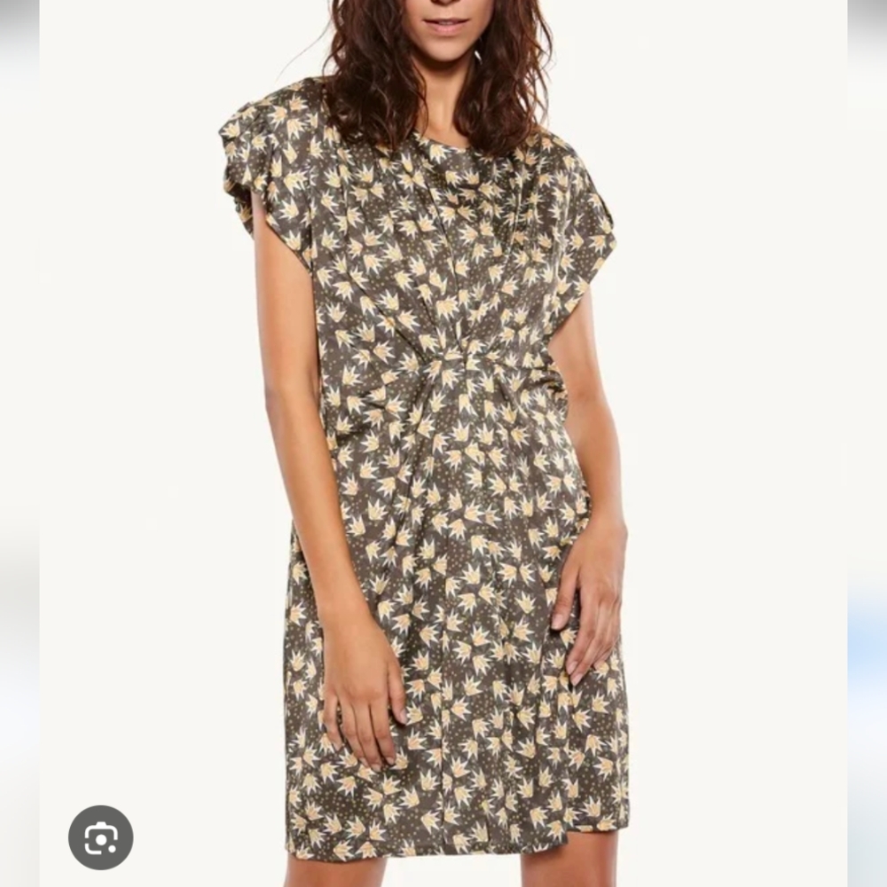 Cotelac Pleated Neckline‎ Cap Sleeves Ruffle Dress Size 1